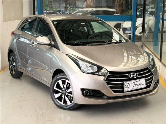 HYUNDAI HB20 1.0 COMFORT 12V FLEX 4P MANUAL HYUNDAI HB20 1.0 COMFORT 12V FLEX 4P MANUAL